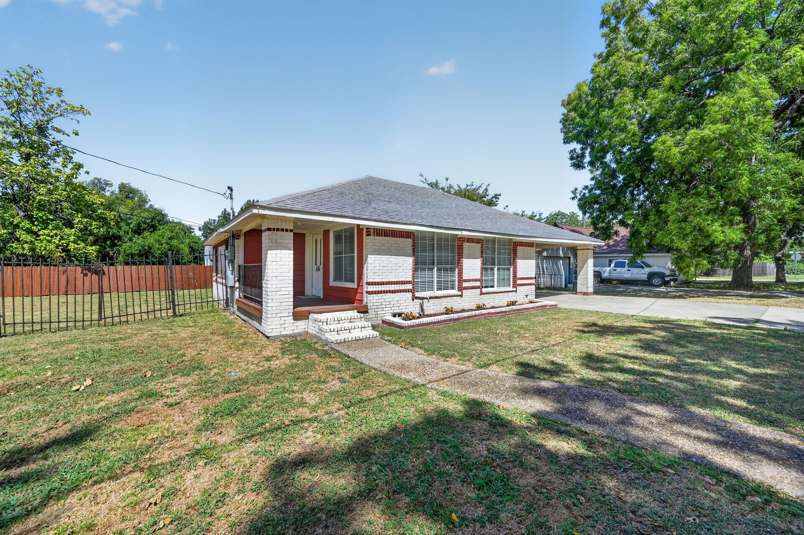 Property thumbnail image